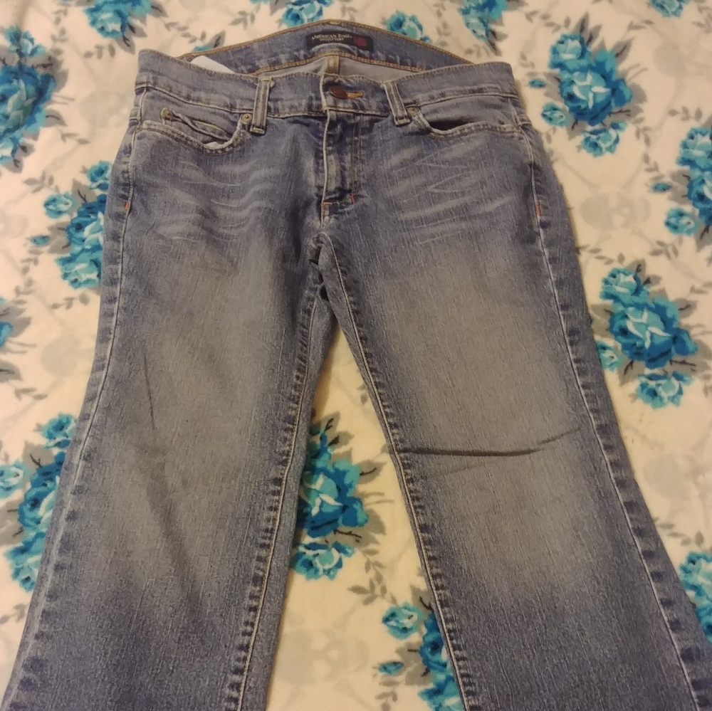 American Eagle cropped jeans